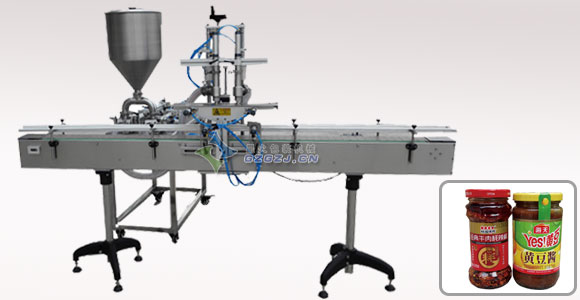 四頭香菇醬灌裝機(jī)